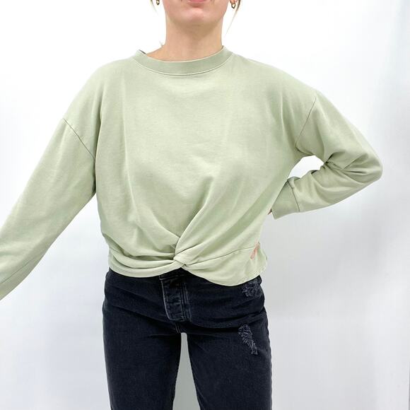 GAP Sweaters - GAP Green Knotted Front Pullover Crewneck Sweatshirt Women’s Medium